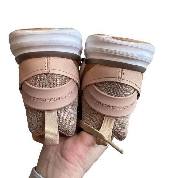 APL Women's 9 Techloom Ascend Rose Gold Sneaker Blush Pink Athletic Sporty Gym - Picture 10 of 10